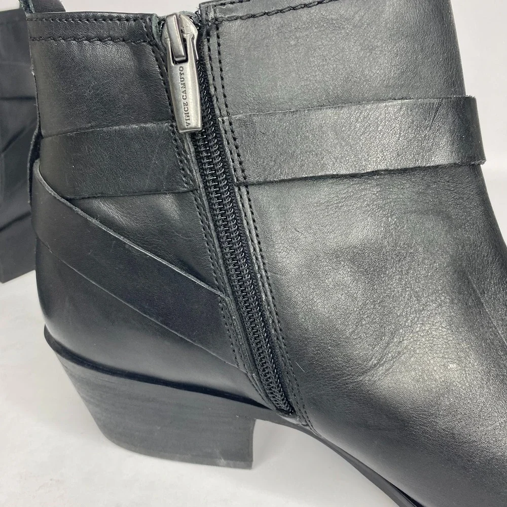 Vince Camuto VP-Peamer Womend Size 10‎ M Black Leather Bootie Strap Detail Zip
